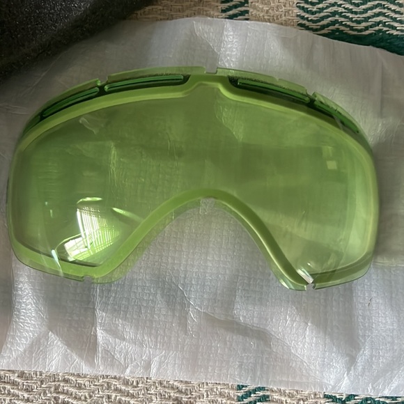 Electric Green Chrome ski goggles Lens - Picture 2 of 3